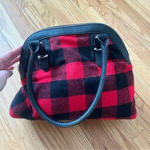 Black and red checkered purse with silver zipper